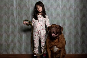 恐怖电影《当邪恶潜伏时》恐怖惊悚电影影视解说自媒体素材文案/片源下载