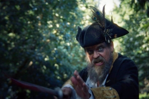 恐怖电影《怨灵屋》恐怖惊悚电影影视解说自媒体素材文案/片源下载