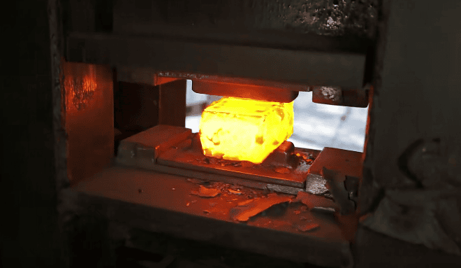 铁匠打铁铸造手艺手工diy高清横屏国外解压视频小说推文素材引流