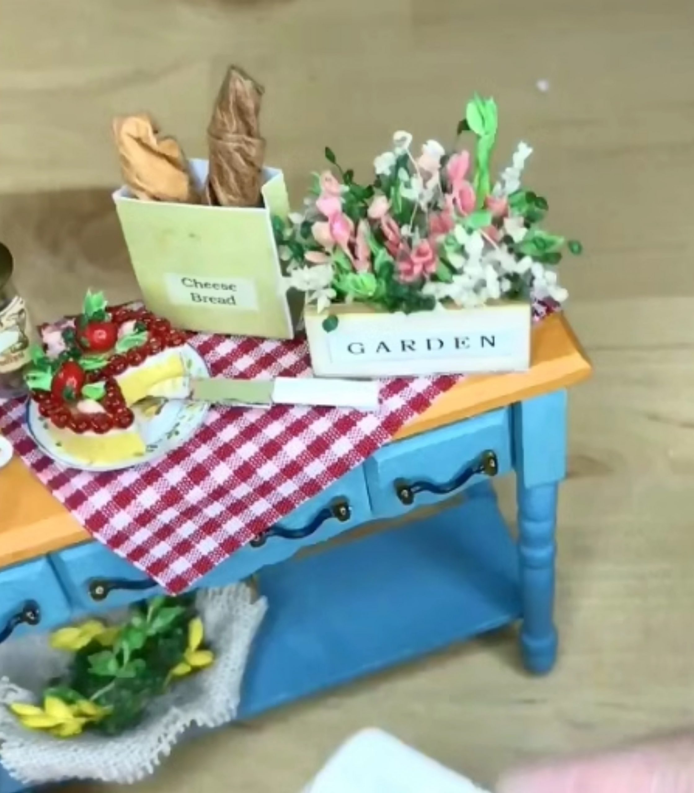 手工diy建造迷你小房子高清横屏国外解压短视频小说推文素材引流