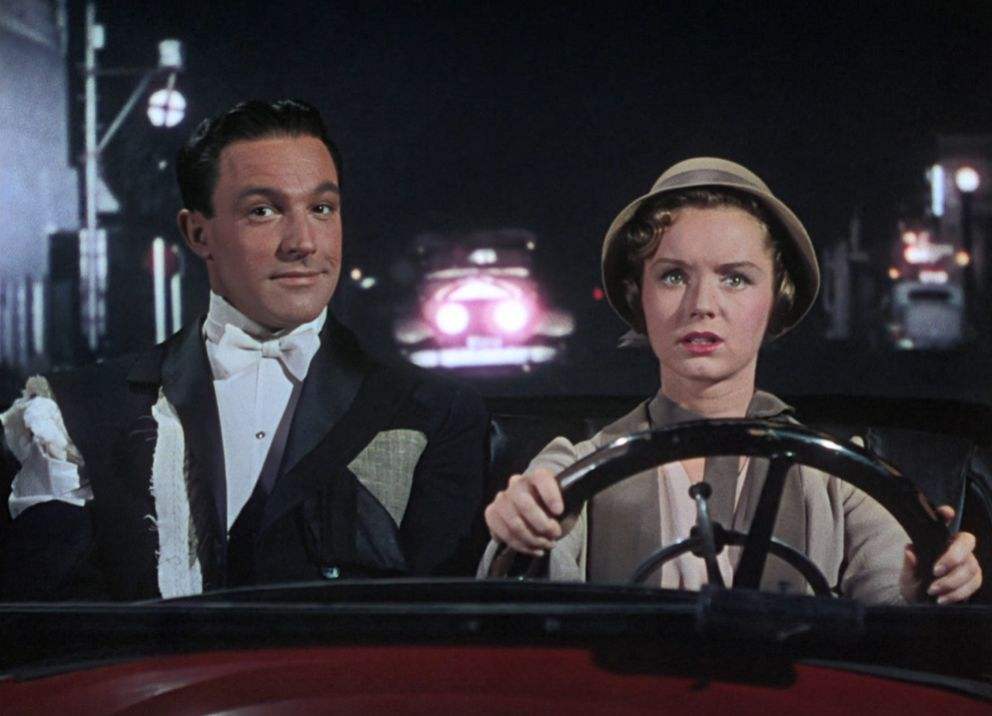 喜剧电影《雨中曲》恐怖惊悚电影影视解说自媒体素材文案/片源下载