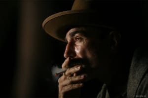 剧情电影《血色将至》恐怖惊悚电影影视解说自媒体素材文案/片源下载