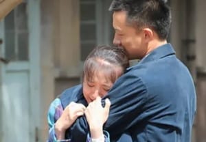 《爱你一生》44集电视剧恐怖惊悚电影影视解说自媒体素材文案/片源下载（完结）