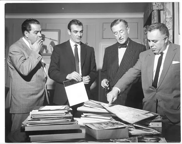 一切或一无所有：007不为人知的故事 Everything or Nothing: The Untold Story of 007