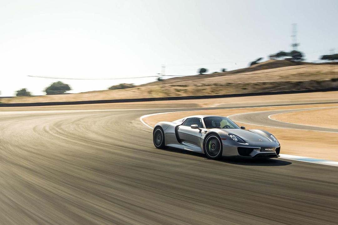 弯心：超凡跑车的故事 Apex: The Story of the Hypercar