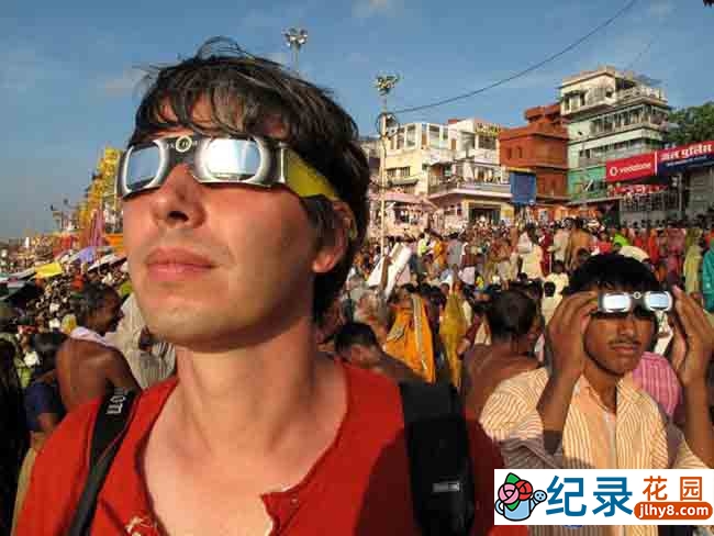 BBC探索宇宙纪录片《太阳系的奇迹 Wonders Of The Solar System》全5集720P/1080i高清纪录片资源百度云盘下载