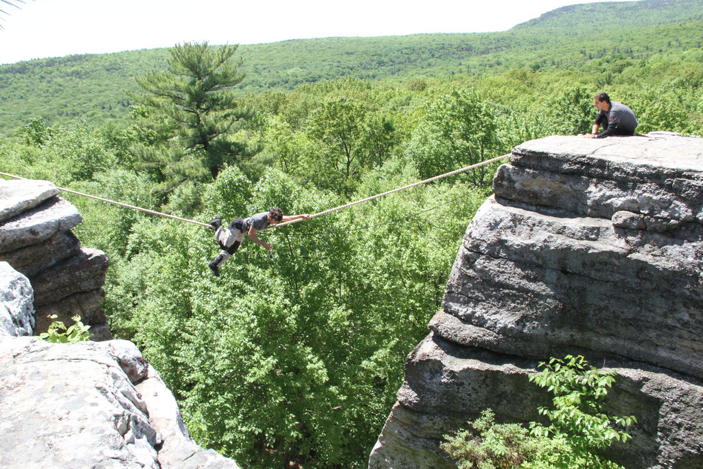 名人荒野求生 第一季 Running Wild with Bear Grylls Season 1