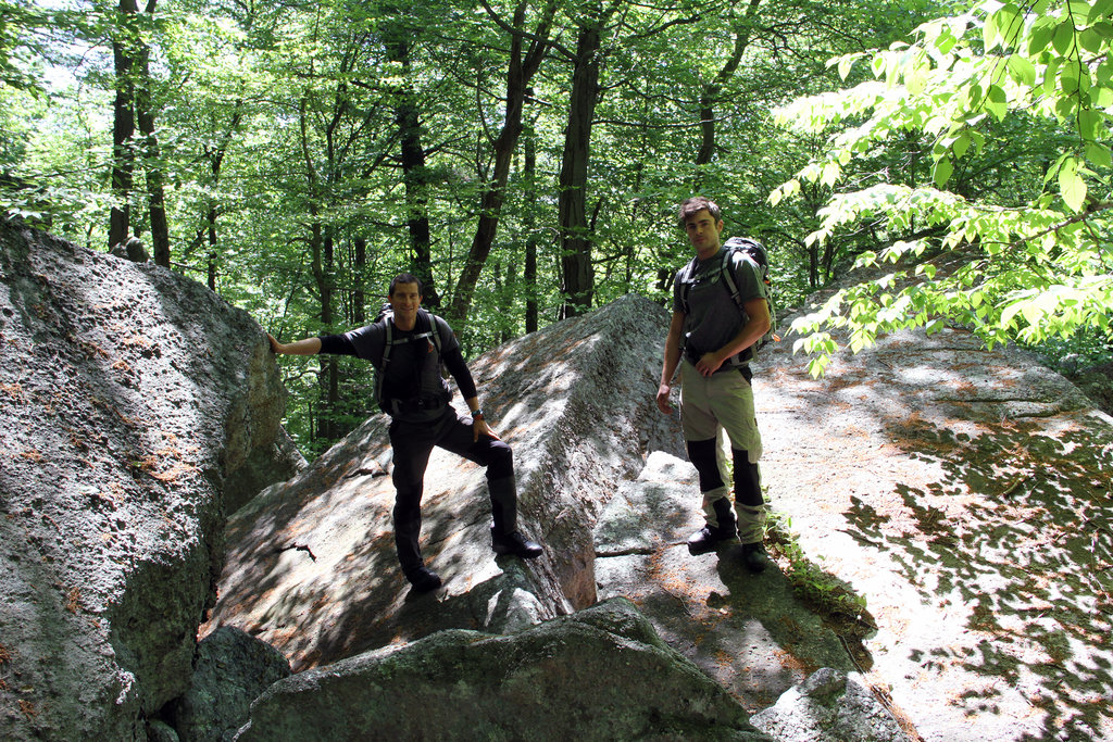 名人荒野求生 第一季 Running Wild with Bear Grylls Season 1