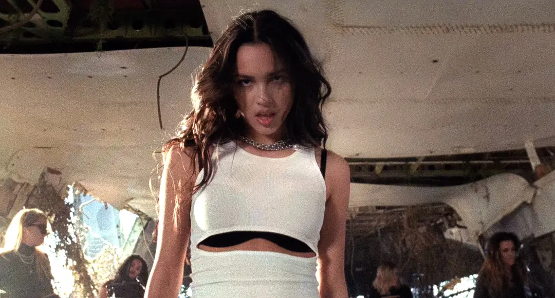 奥利维亚·罗德里戈：情歌少女 Olivia Rodrigo: driving home 2 u