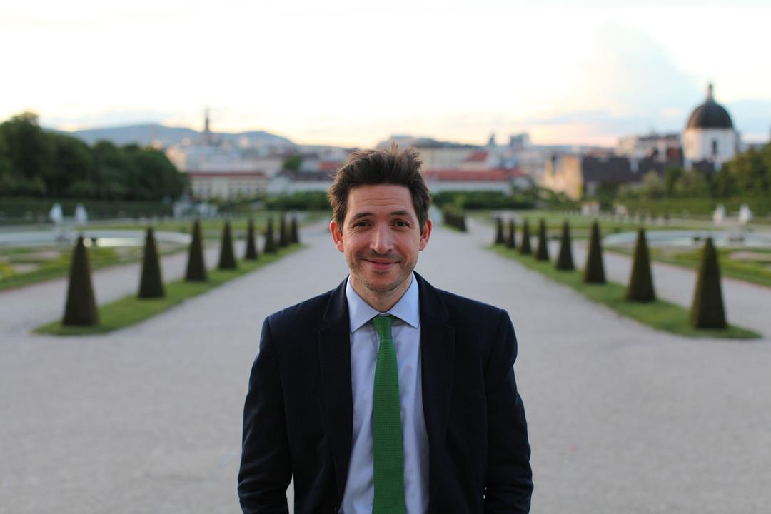 城市之光：三城记 Bright Lights, Brilliant Minds: A Tale of Three Cities