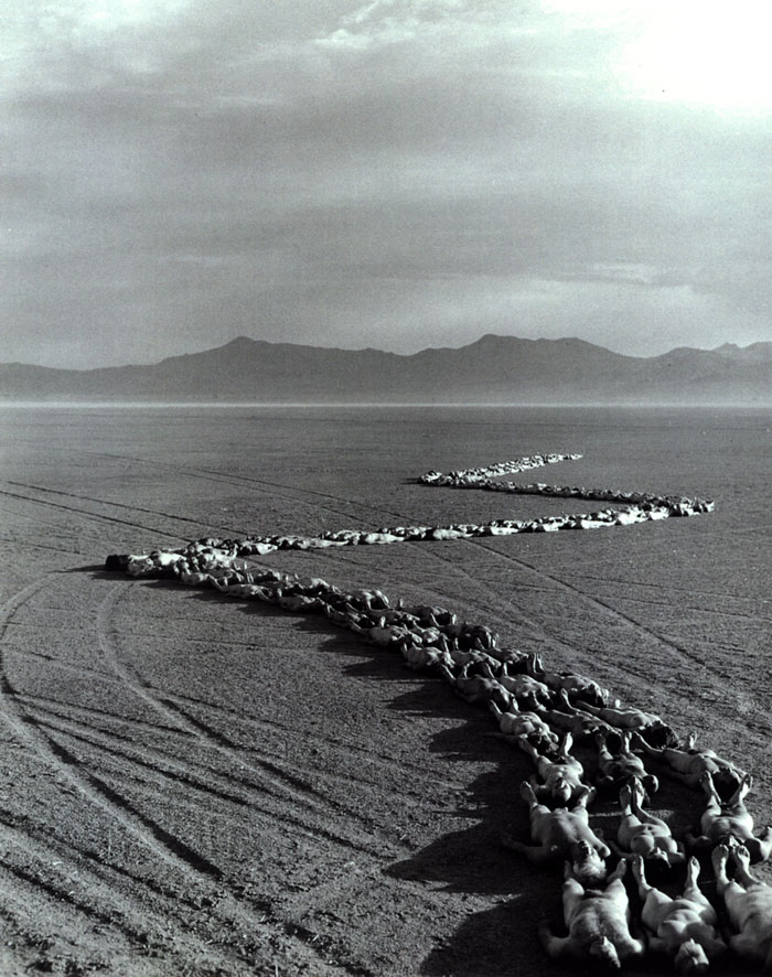 裸体漂流记 Naked States