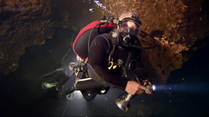 旅行到地球内部 Richard Hammond's Journey to The Centre of the Planet