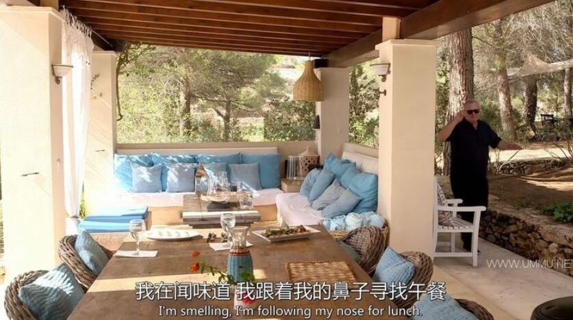 埃蒙和萝丝：奢侈的一小半是怎么生活的 第一季 Eamonn and Ruth: How the Other Half Lives Season 1