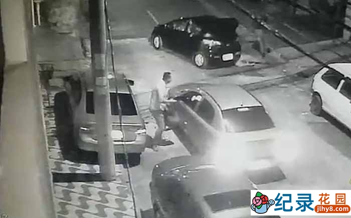 监控下的一幕系列纪录片《千钧一发 防卫自救》第5季中字 1080P高清自媒体解说素材百度云盘下载