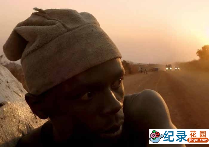 非洲刚果卖炭人生纪录片《马卡拉 Makala》全1集中字 1080P高清自媒体解说素材百度云盘下载