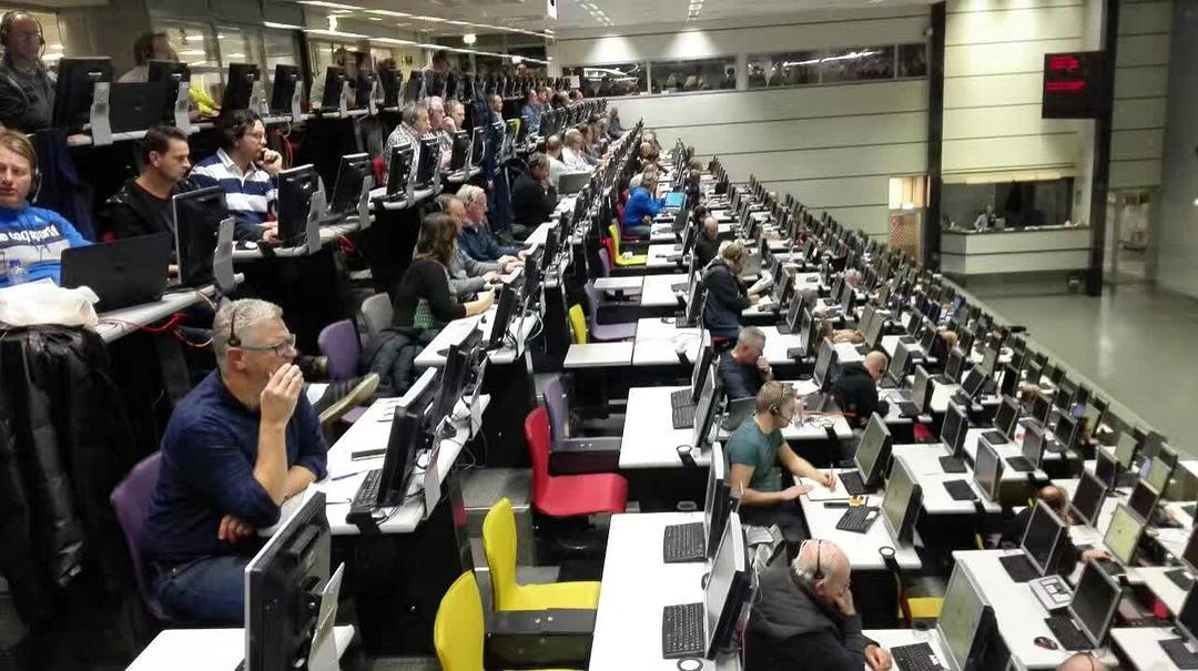 世界上最大的鲜花市场 The World's Biggest Flower Market