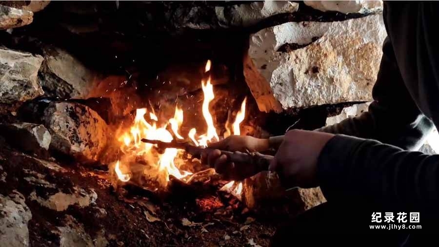 徒手搭建末日避难所系列纪录片《地下原始石头庇护所》全1集原版无字 4K高清自媒体解说素材百度云盘下载
