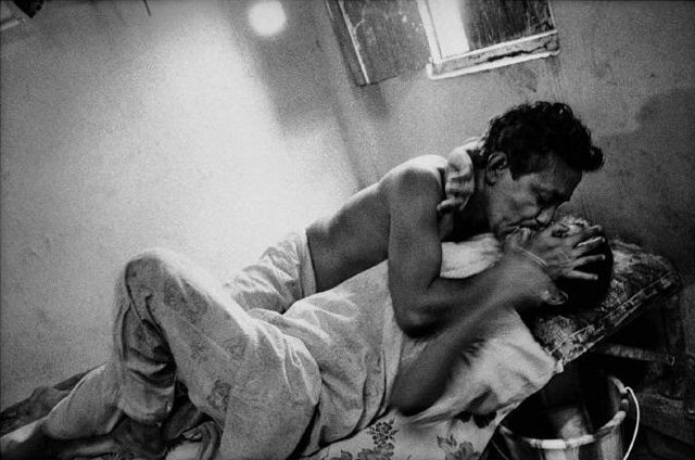 小小摄影师的异想世界 Born Into Brothels: Calcutta's Red Light Kids