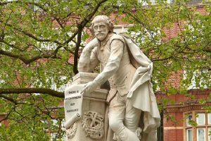 书谜 第一季 The Secret Life of Books Season 1