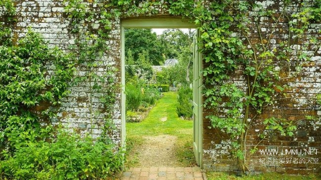 英伦花园的一年 A Year in an English Garden Flicker Pulse