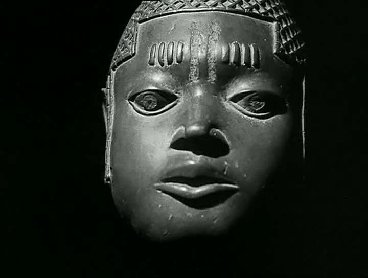 雕像也会死亡 Les statues meurent aussi