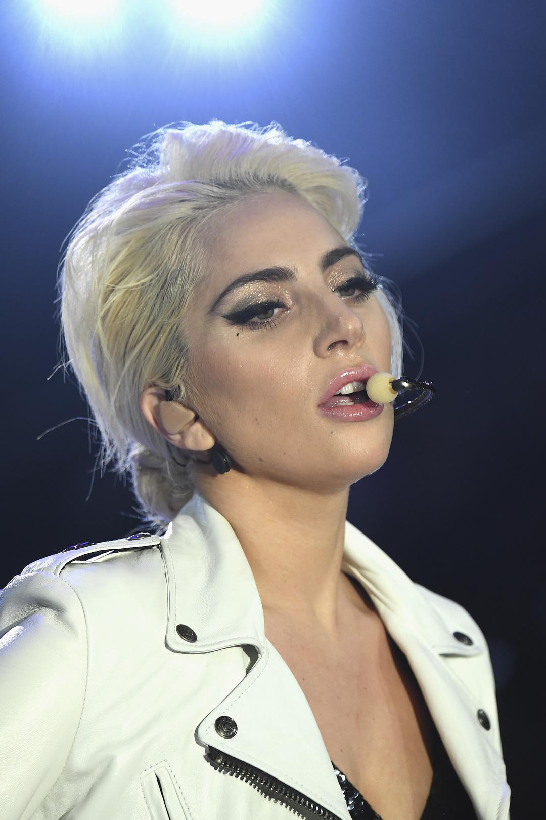 维多利亚的秘密2016时装秀 The Victoria's Secret Fashion Show 2016