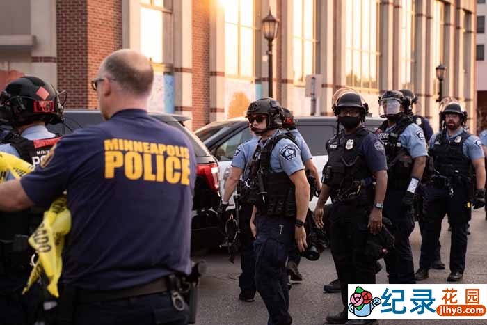 监控下的一幕系列纪录片《美国警察开枪执法》第2季原版无字 1080P高清自媒体解说素材百度云盘下载