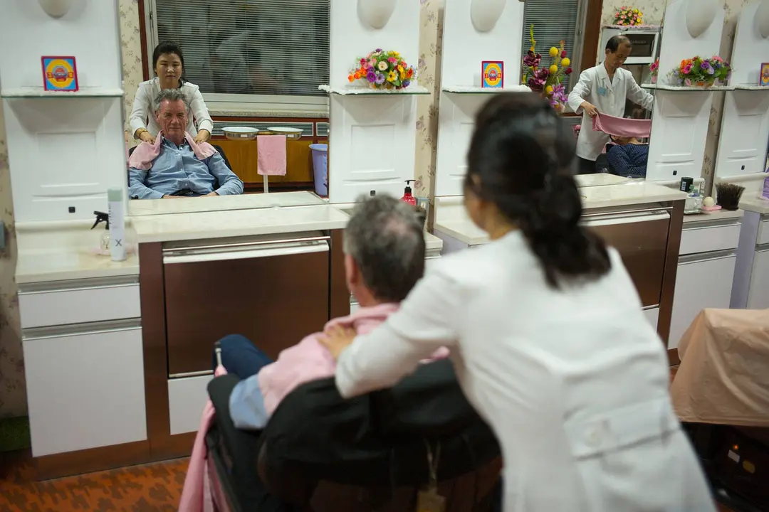 麦克·帕林的朝鲜之旅 第一季 Michael Palin in North Korea Season 1