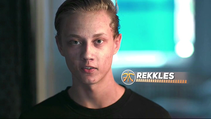 专业玩家 All Work All Play