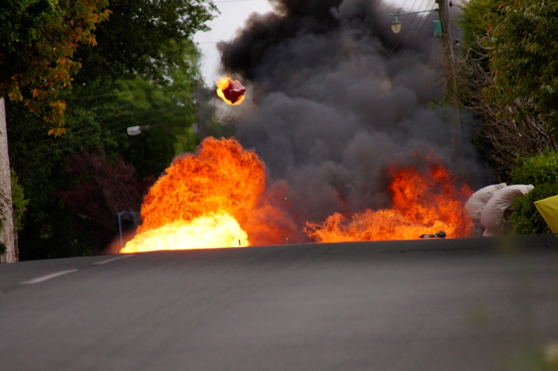 TT3D:触摸极限 TT3D: Closer to the Edge