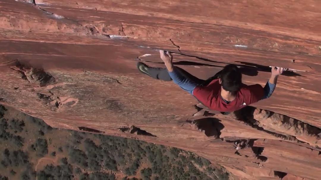 孤身绝壁 Alone On The Wall