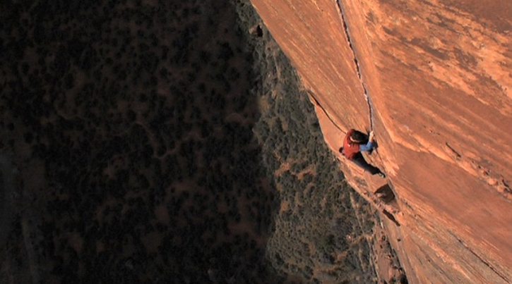 孤身绝壁 Alone On The Wall