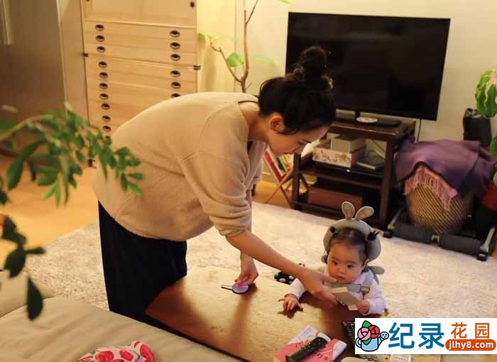 低欲望社会日本真实生活系列纪录片《东京宝妈日常的一天》全1集中字 1080P自媒体解说素材百度云盘下载