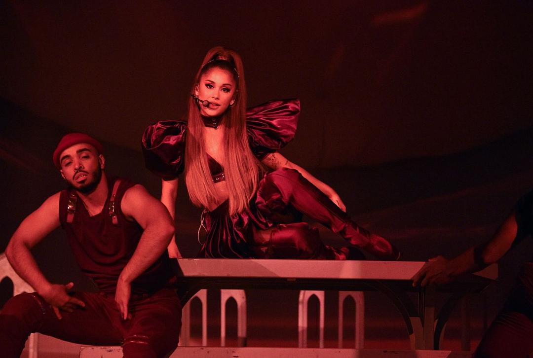 爱莉安娜·格兰德：嗨，我爱你 Ariana Grande: Excuse Me, I Love You