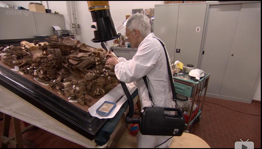 鬼斧木工 Carved with love