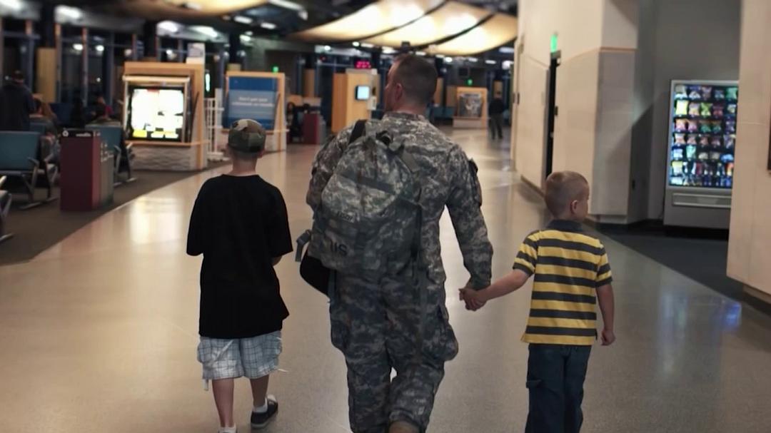 父，子，兵 Father Soldier Son