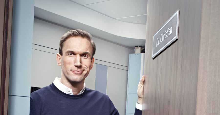 巫医纪录片《不正经的神医》第1季全10集中字 纪录片解说素材百度云盘下载 1080P/MKV/14.3G