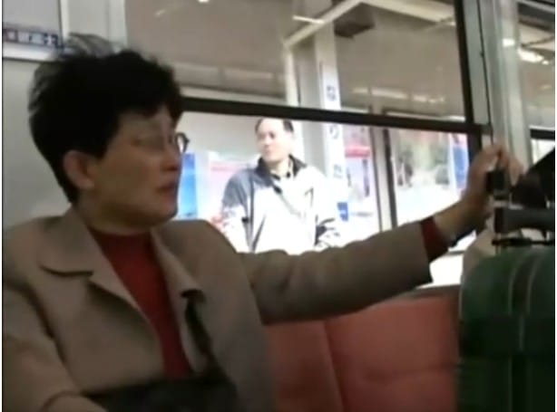 含泪活着 泣きながら生きて