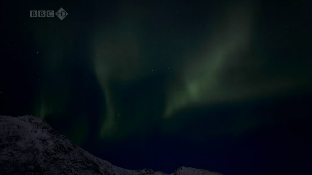 乔安娜·拉姆利的北极光之旅 Joanna Lumley in the Land of the Northern Lights