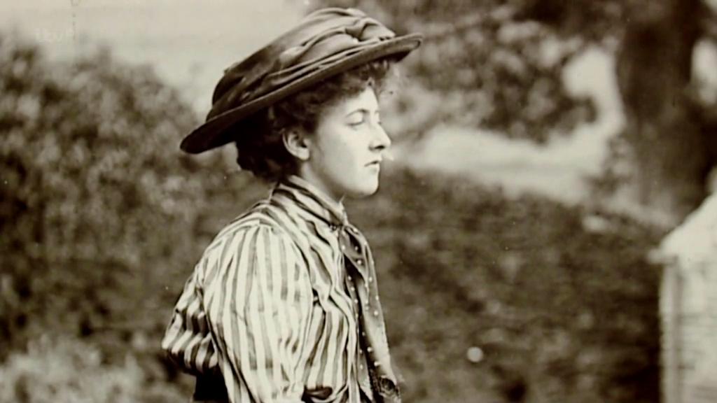 阿加莎·克里斯蒂的谜样人生 Perspectives – David Suchet: The Mystery of Agatha Christie