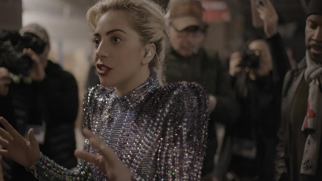 嘎嘎：五尺二寸 GAGA: Five Foot Two