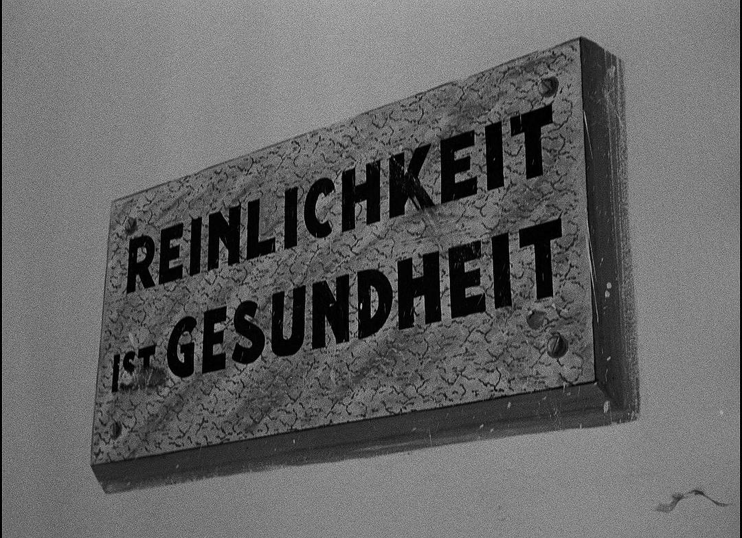 夜与雾 Nuit et brouillard