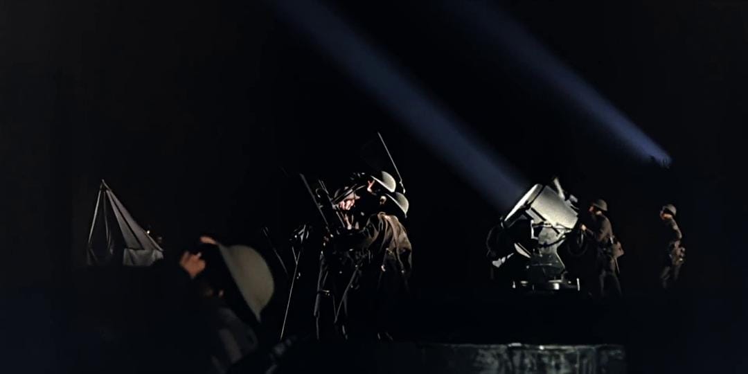 伦敦大轰炸：英国抵抗故事 Britain and the blitz