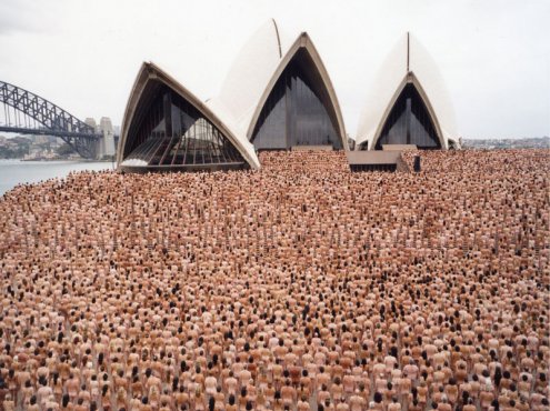 裸体漂流记 Naked States