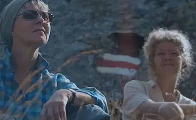 母女关系纪录片《我们心中的一块石头 A Stone in Our Heart》全1集中字 纪录片资源百度云盘下载 1080P/MKV/1.9G